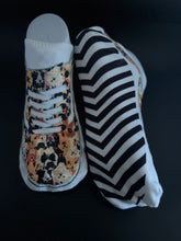 Faux shoe Doggies print no show socks